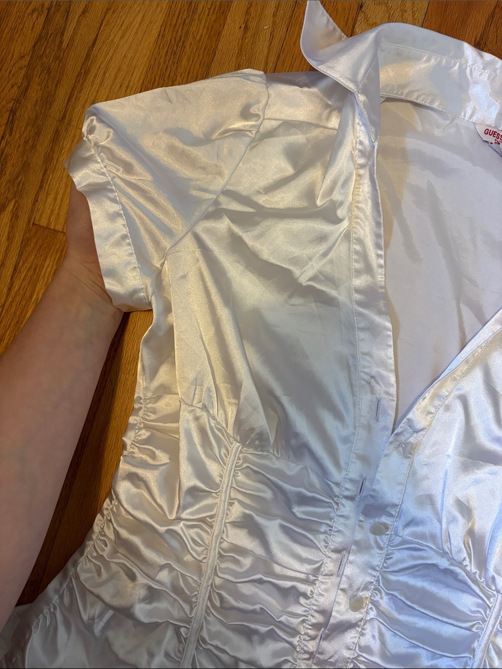 90s Guess White Satin Ruched Button-Up Blouse - Picture 4 of 4